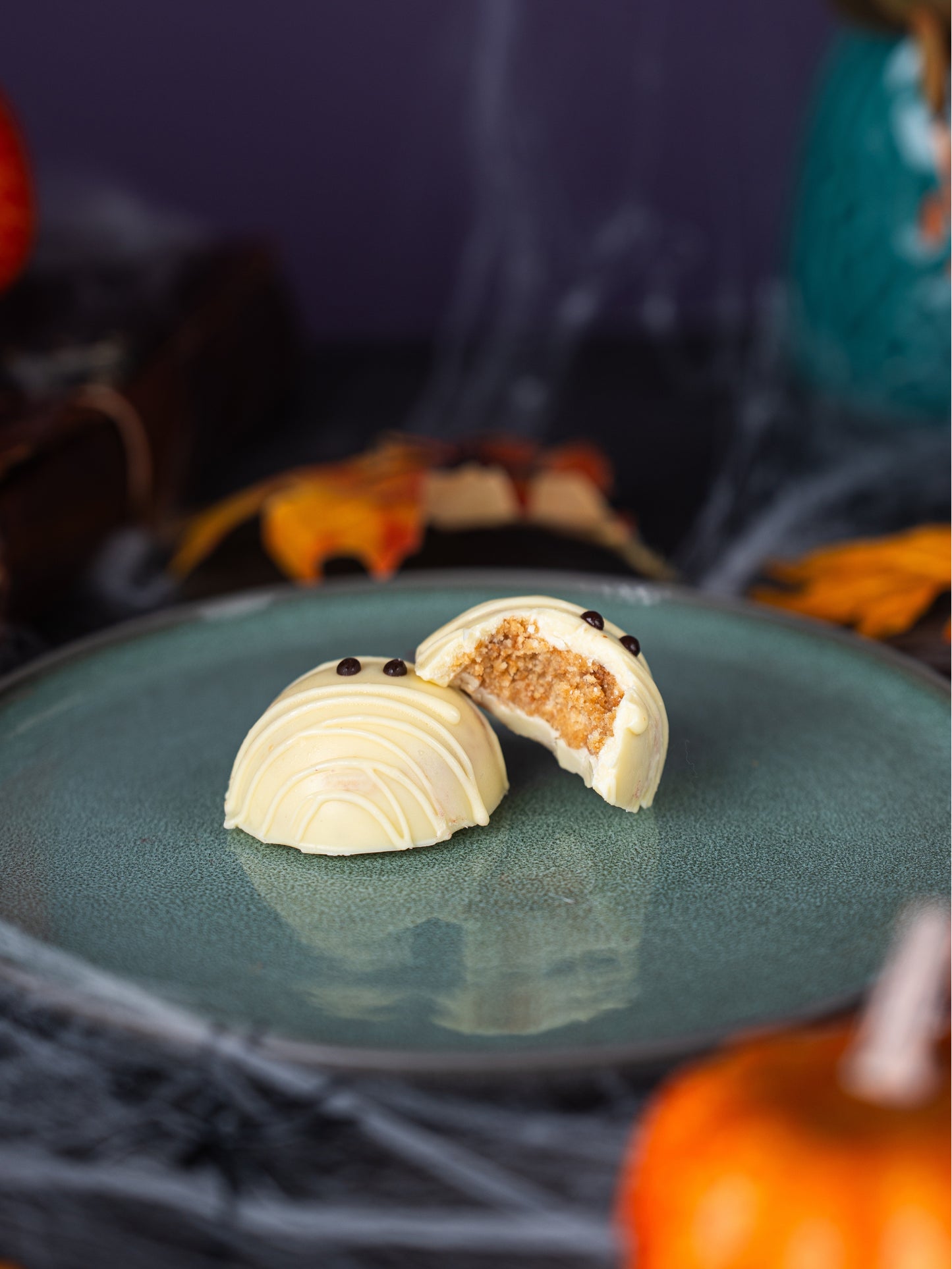 Halloween Cake Bites