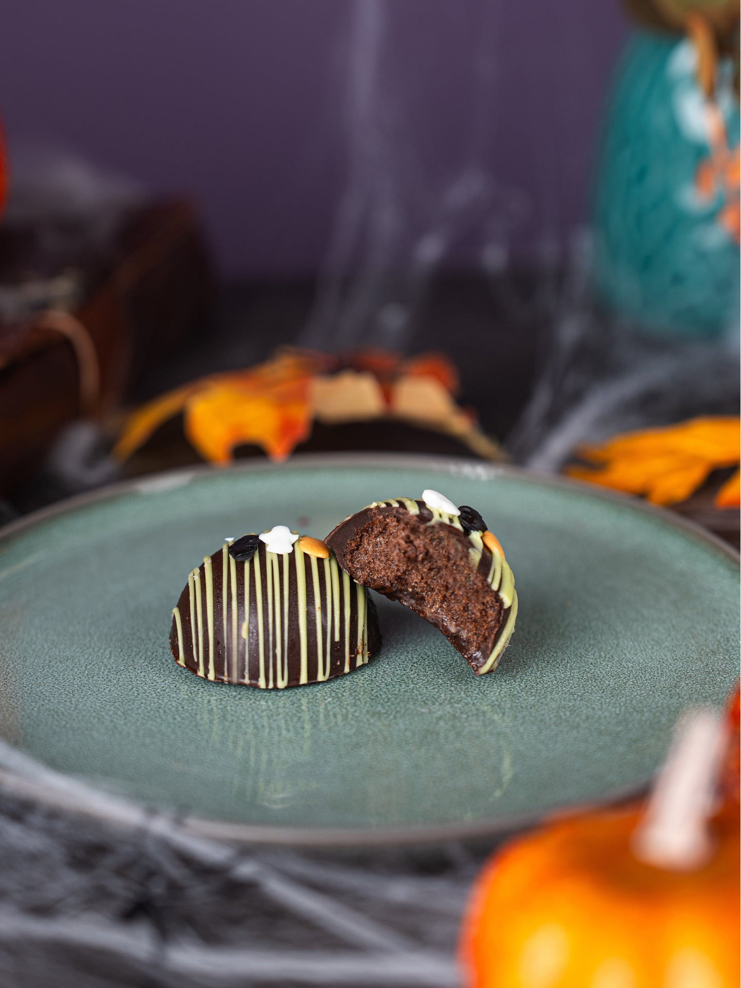 Halloween Cake Bites