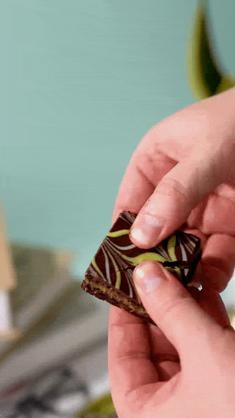 Dubai-Style Chocolate & Pistachio Brownies