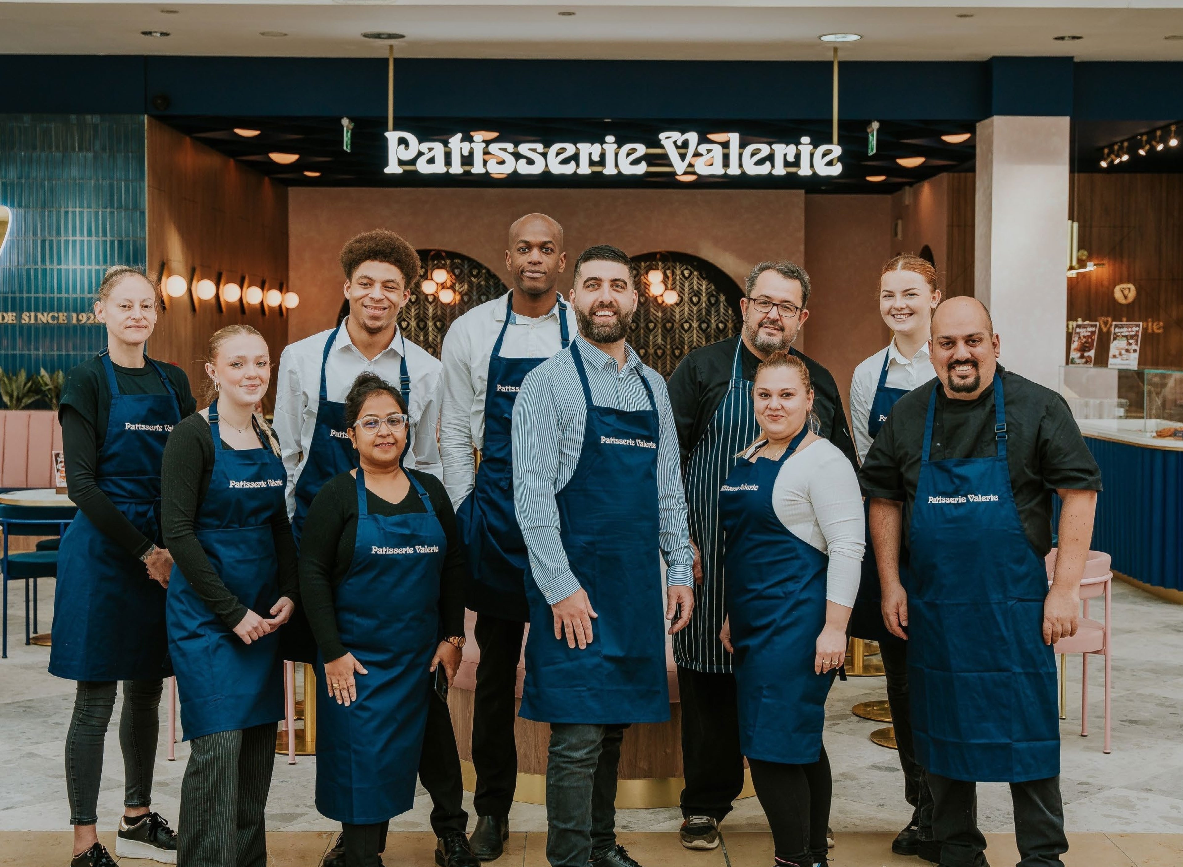 Happy Birthday (4).jpg__PID:c9adc91d-b47b-4a61-83f7-e6a47effd280