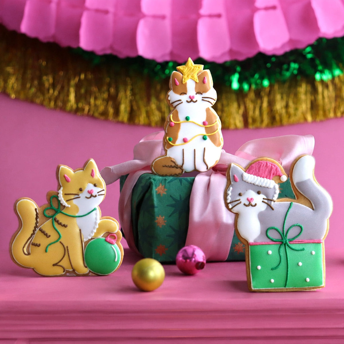 Biscuiteers Christmas Cats Letterbox Biscuits