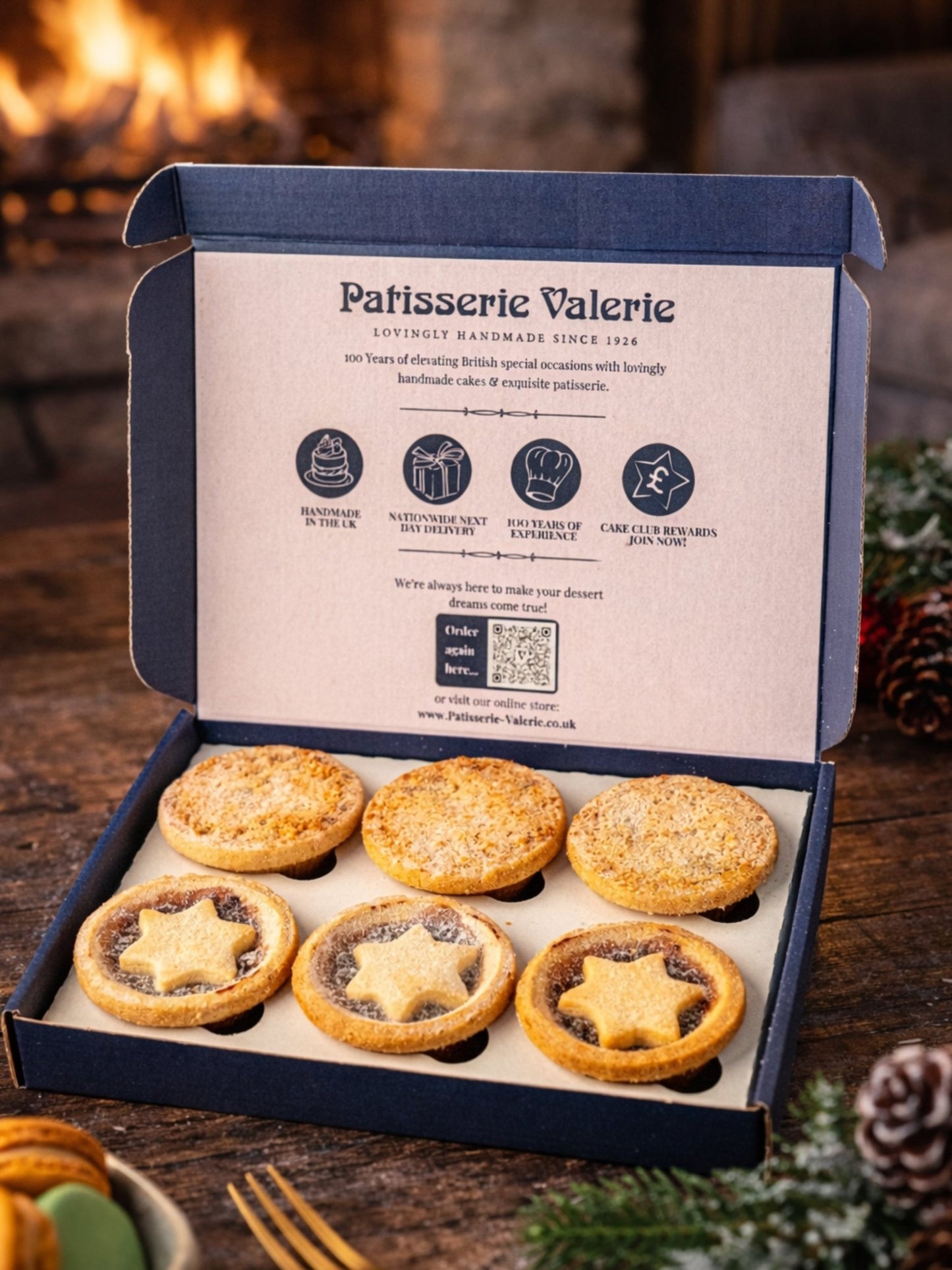 Classic Mince Pies – Gift Box of 6 - Patisserie Valerie