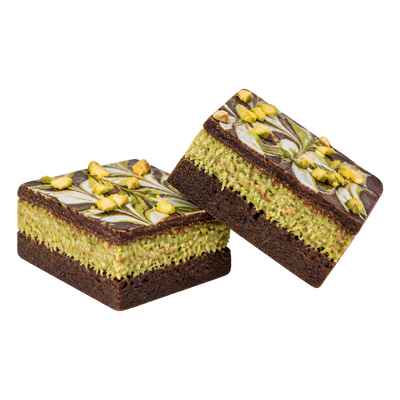 Dubai chocolate brownie flavour included, two transparent brownie pieces