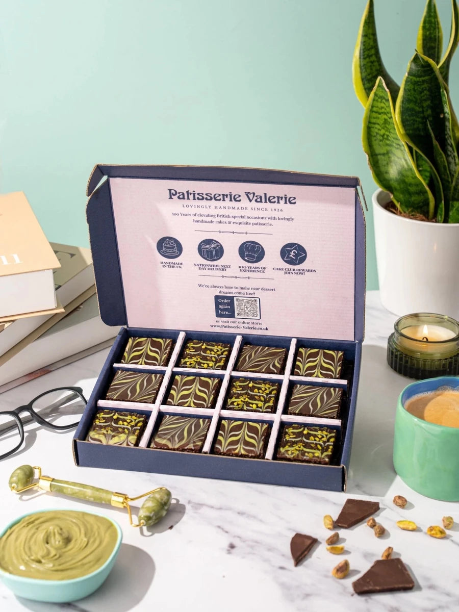 Dubai-Style Chocolate and Pistachio Brownies gift box – new 12-piece layout