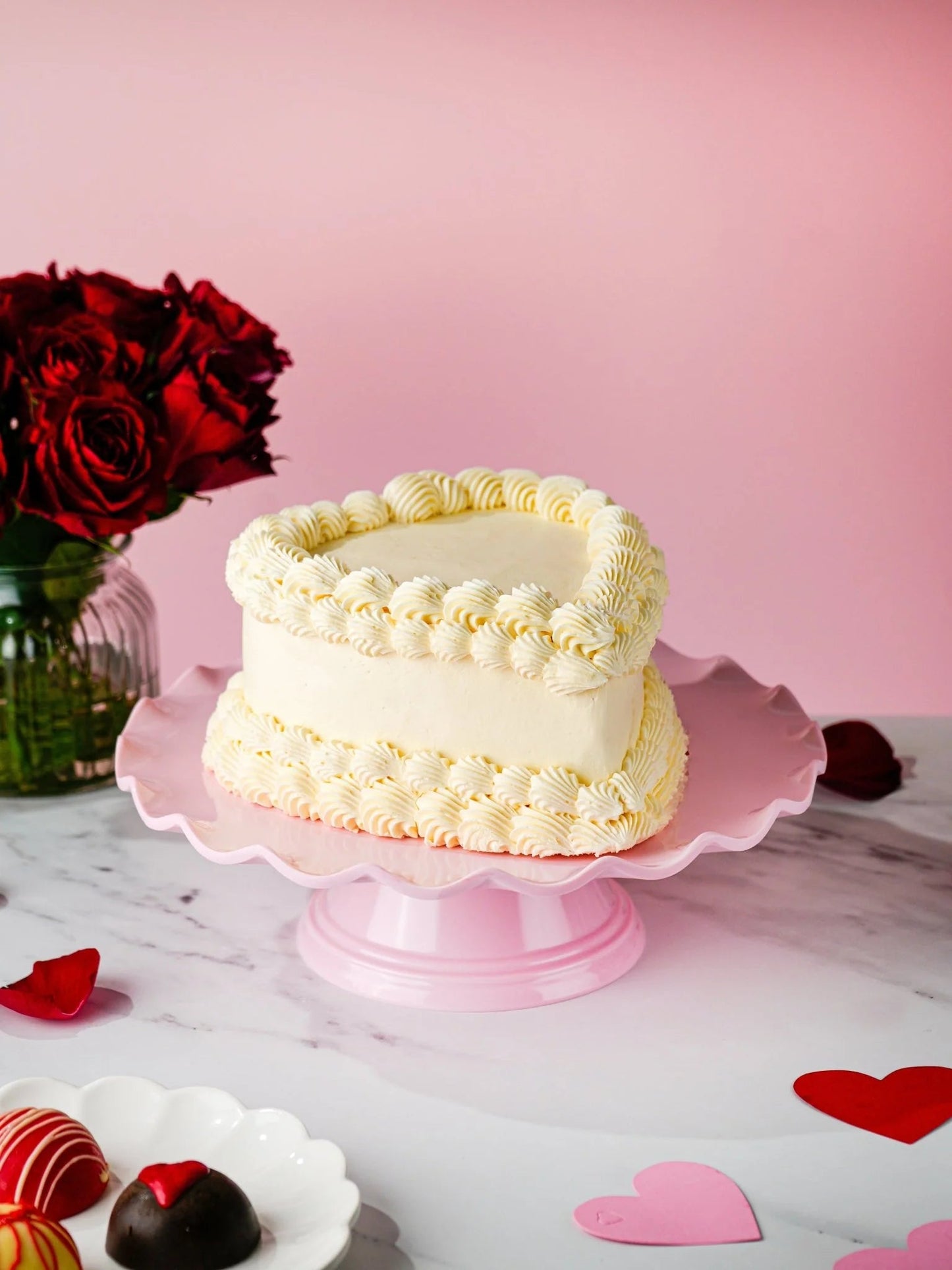 Vintage Heart Cake & Cupcakes Gift Box - Patisserie Valerie